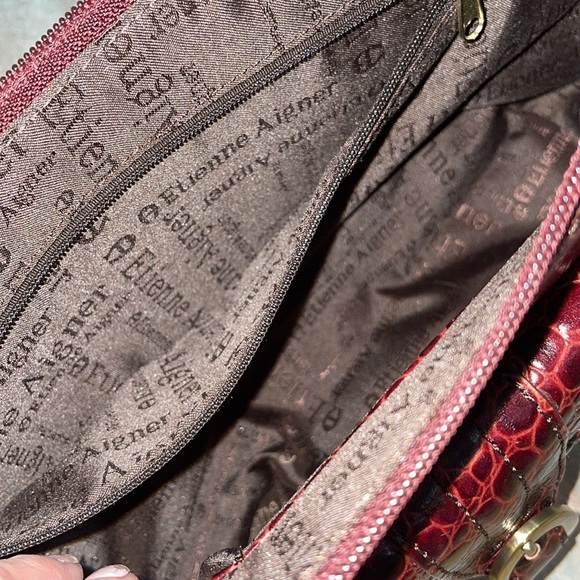 Reddish Brown 🐊 with leather accents shoulder bag - Picture 7 of 7